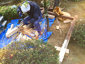 （12）覆屋根継ぎ作業